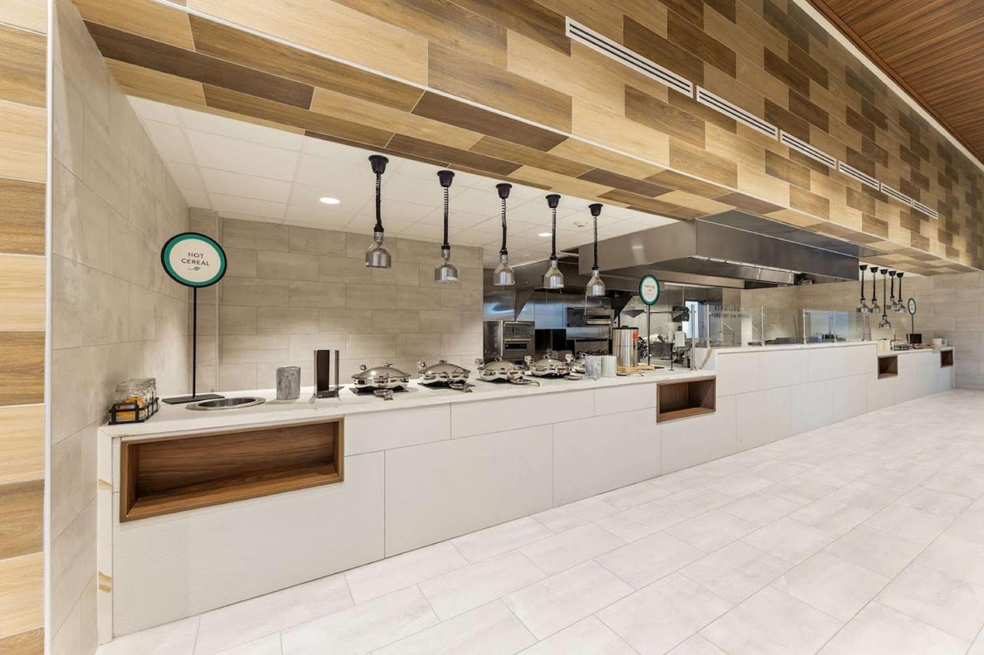 Embassy Suites By Hilton Irving Las Colinas Exterior photo