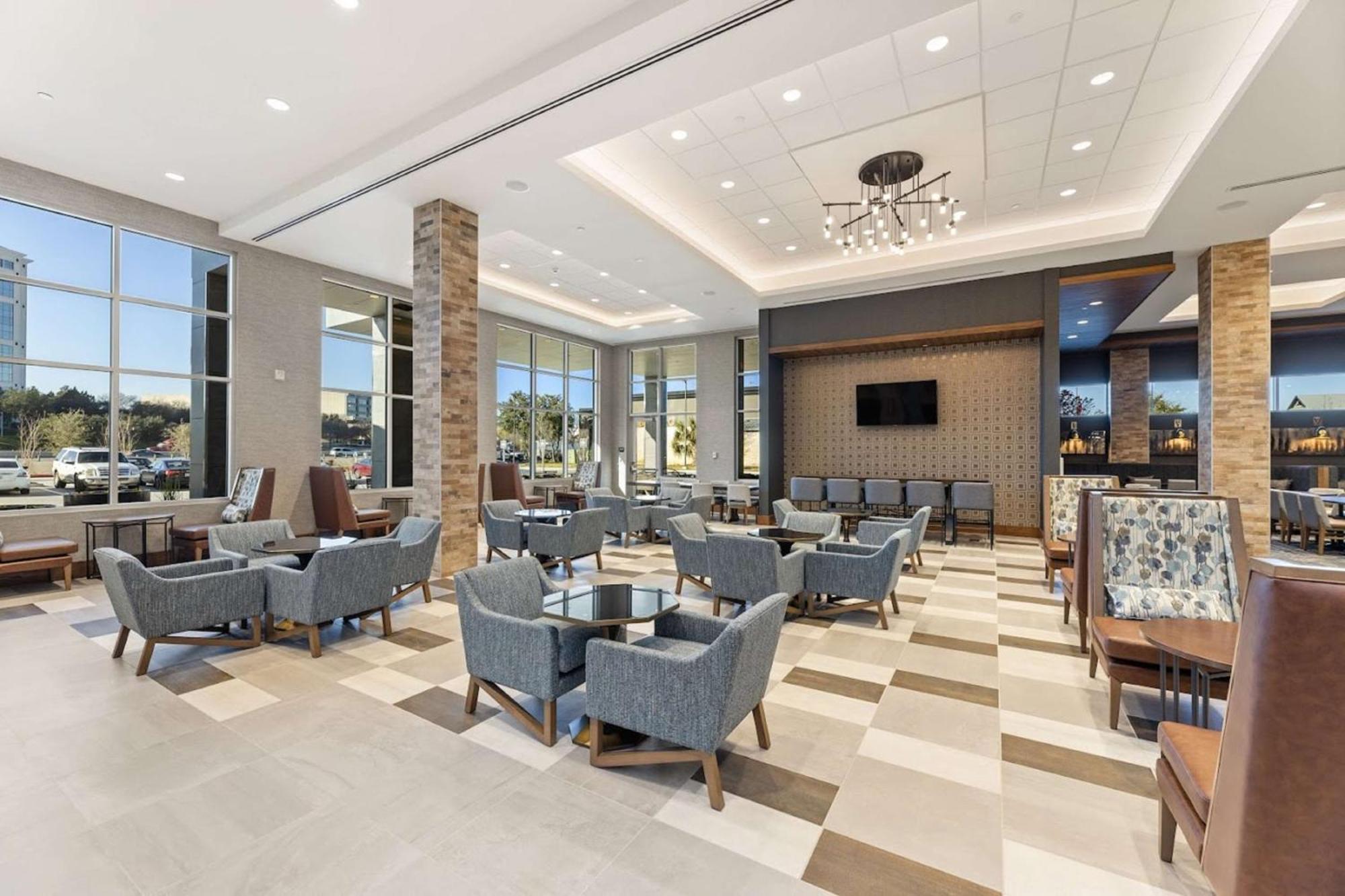 Embassy Suites By Hilton Irving Las Colinas Exterior photo