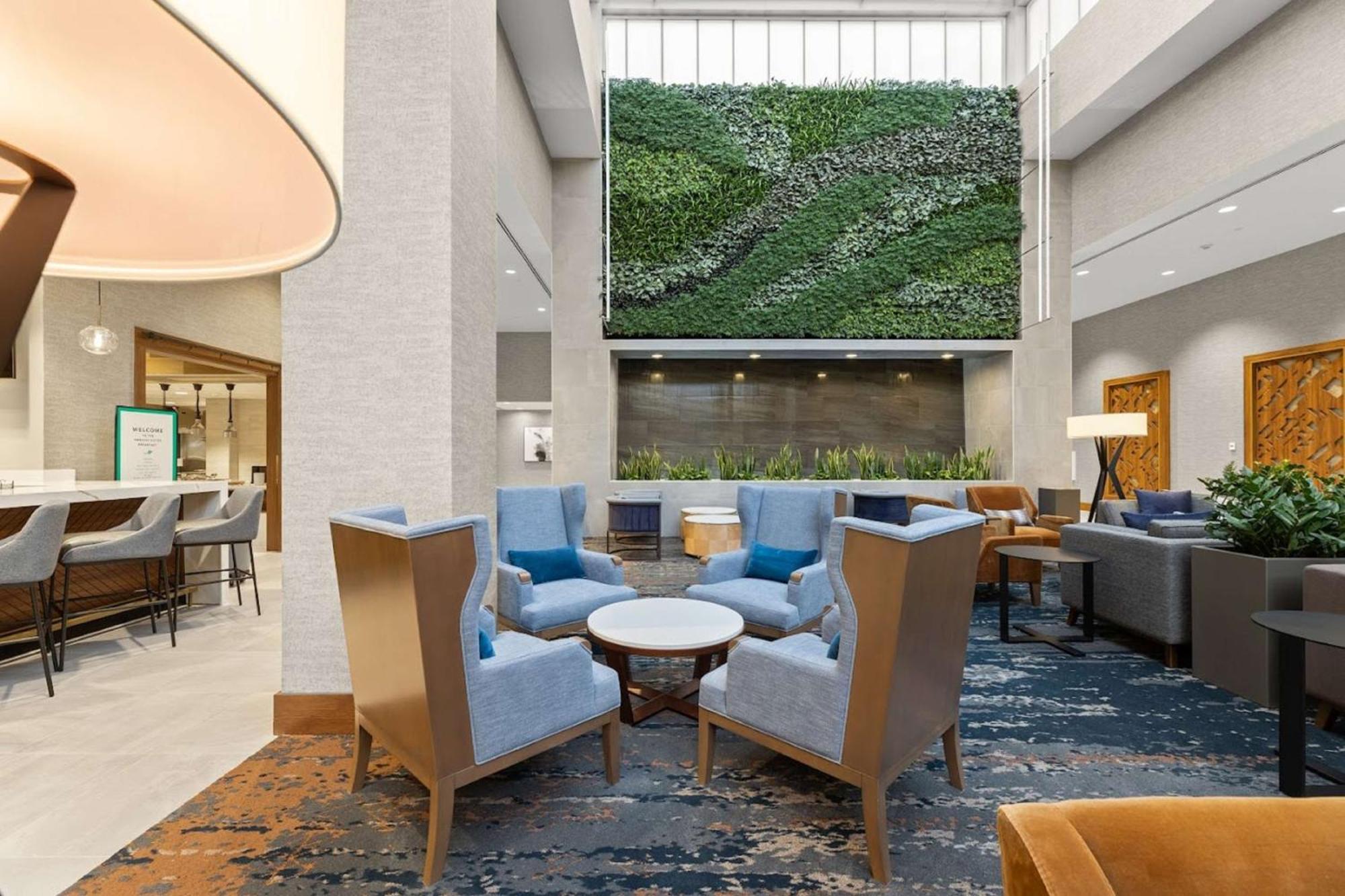 Embassy Suites By Hilton Irving Las Colinas Exterior photo